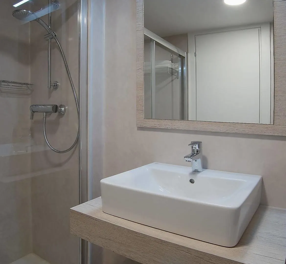 Pierre & Vacances Estartit Playa Hotel Torroella De Montgri 3*, L'Estartit